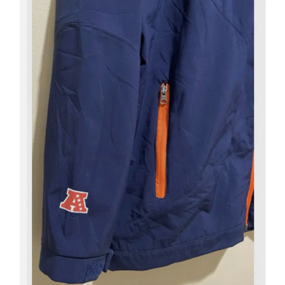 Denver Broncos Mens XL NFL Officially Licensed G-III Soft Shell Full Zip Jacket